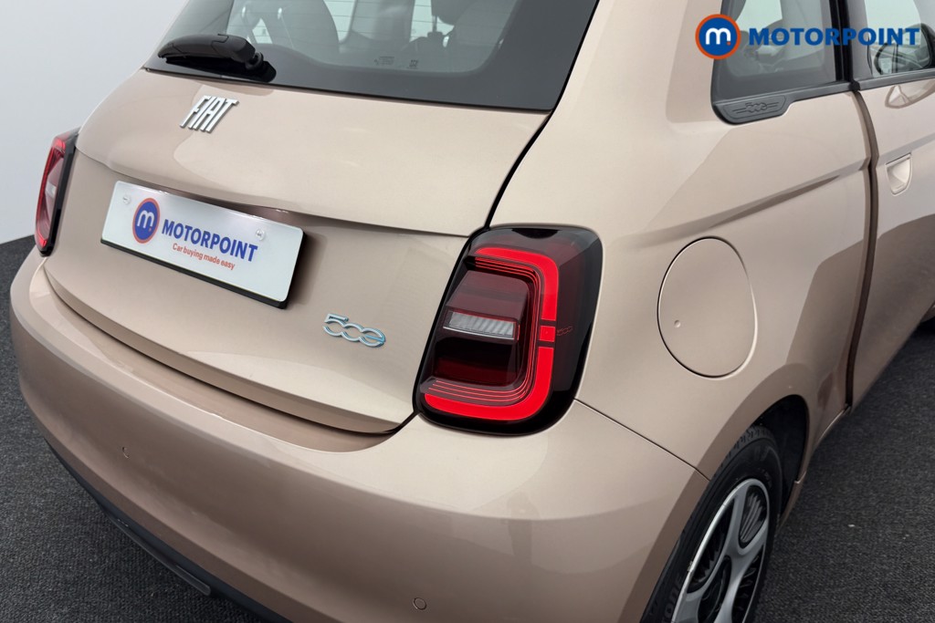 Fiat 500 Passion Automatic Electric Hatchback - Stock Number (1541264) - 22nd supplementary image