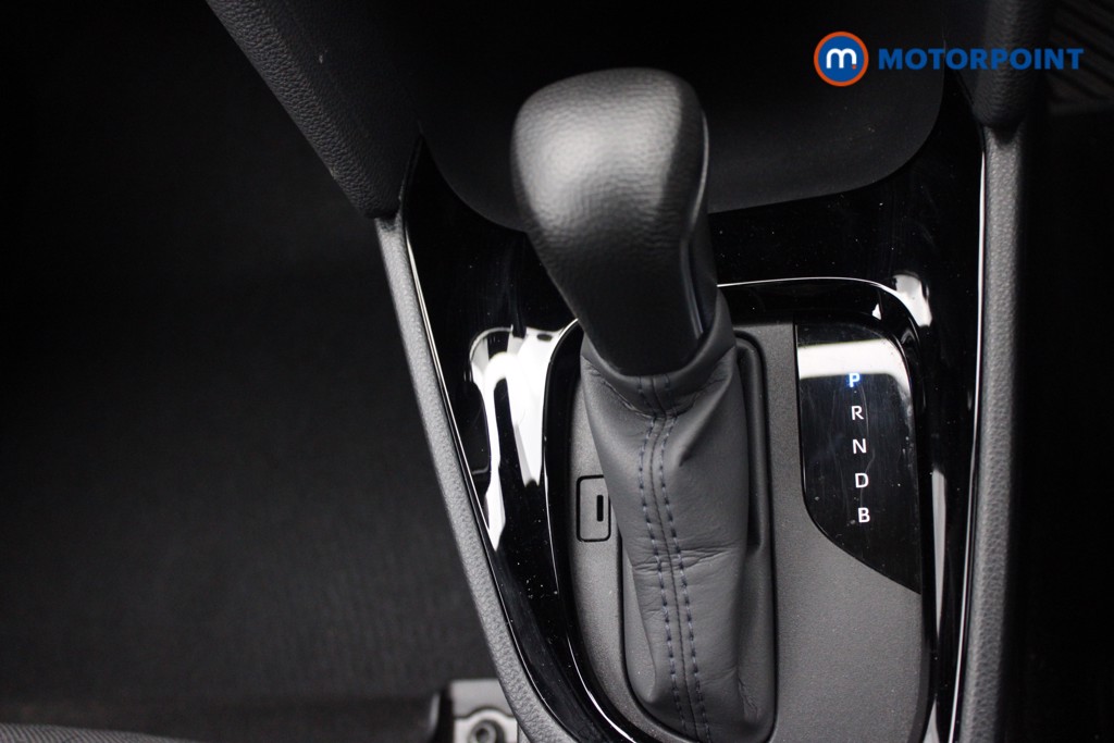 Toyota Yaris Cross Design Automatic Petrol-Electric Hybrid Estate - Stock Number (1541311) - 8th supplementary image