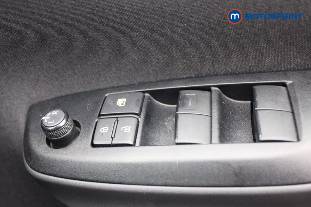 Toyota Yaris Cross Design Automatic Petrol-Electric Hybrid Estate - Stock Number (1541311) - 12th supplementary image