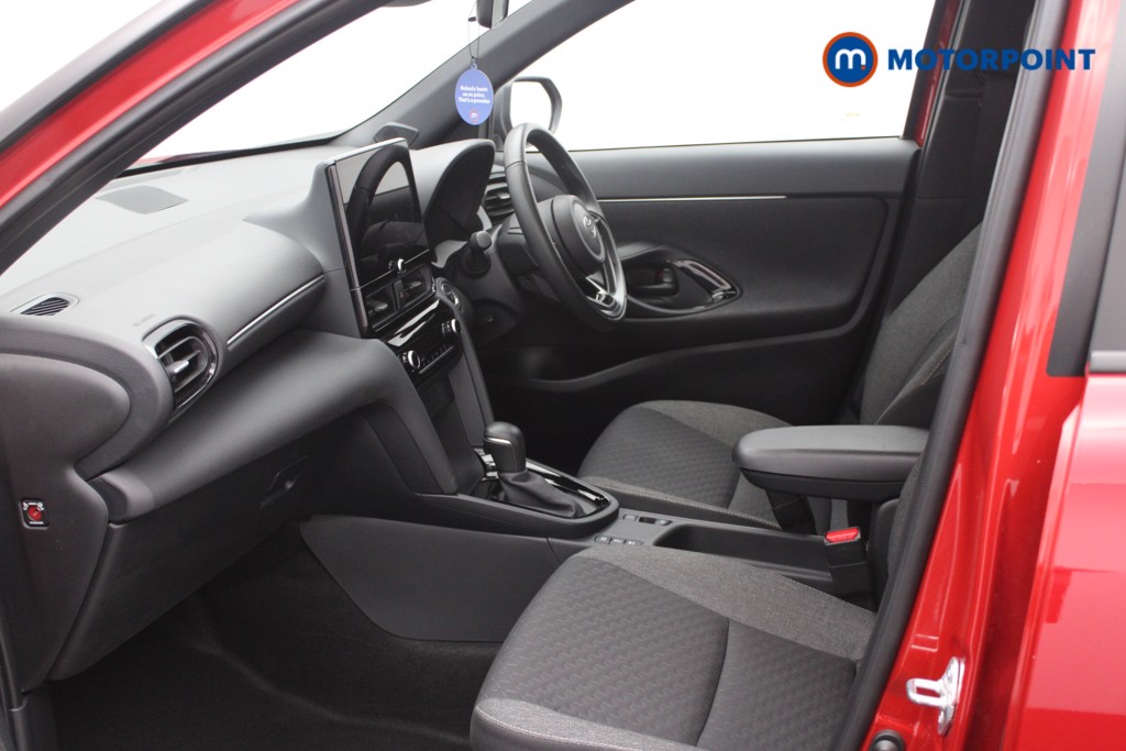 Toyota Yaris Cross Design Automatic Petrol-Electric Hybrid Estate - Stock Number (1541311) - 1st supplementary image