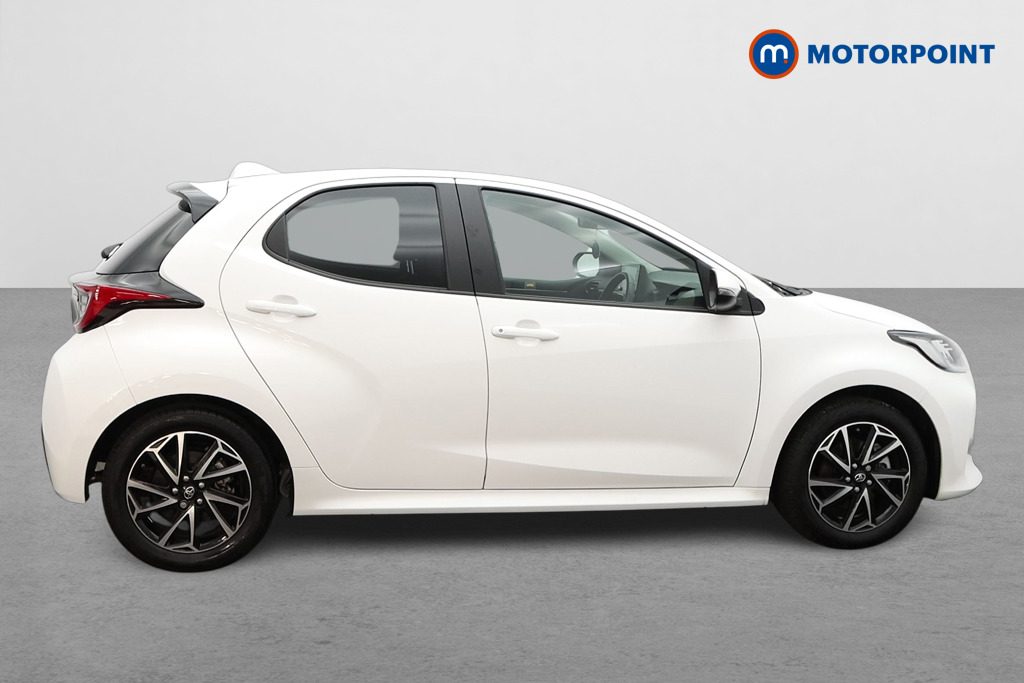 Toyota Yaris Design Automatic Petrol-Electric Hybrid Hatchback - Stock Number (1541313) - Drivers side