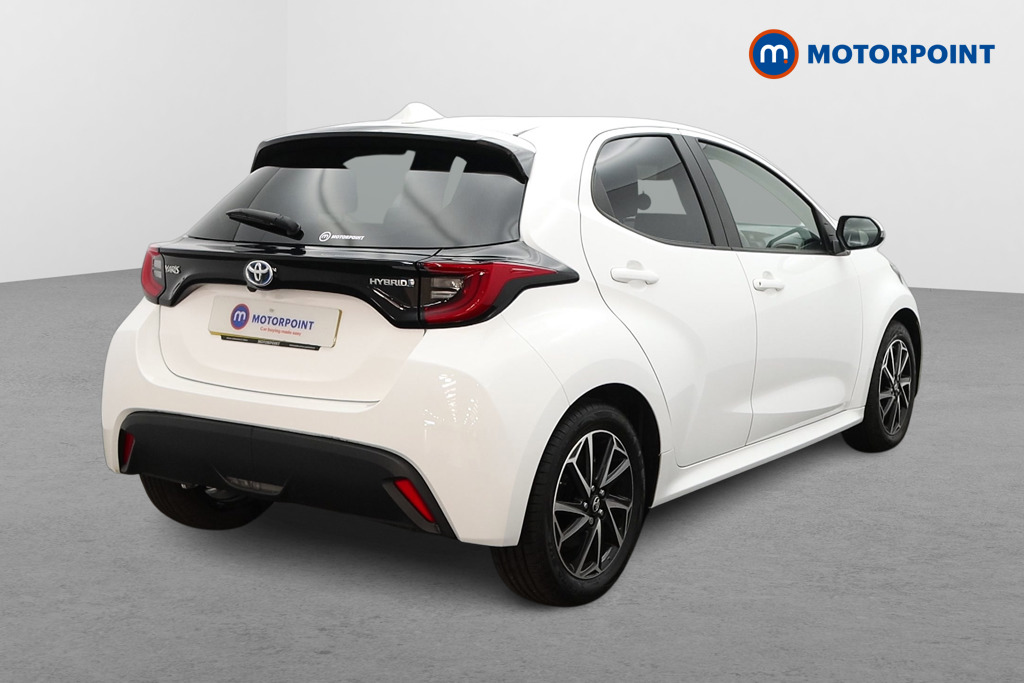 Toyota Yaris Design Automatic Petrol-Electric Hybrid Hatchback - Stock Number (1541313) - Drivers side rear corner