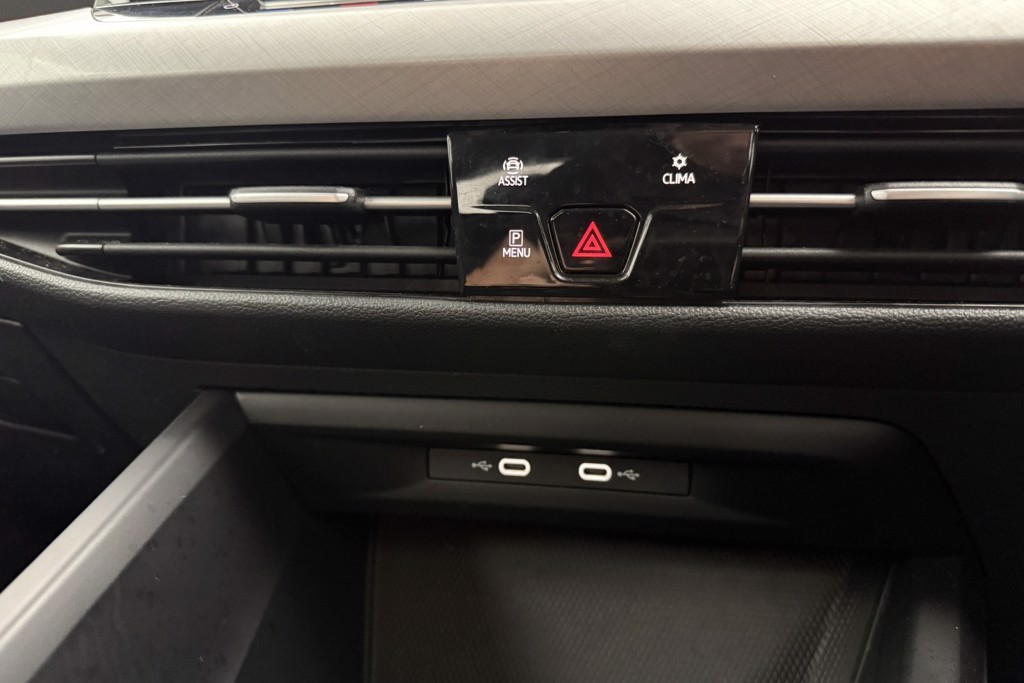 Volkswagen Golf Life Manual Petrol Hatchback - Stock Number (1541874) - 15th supplementary image