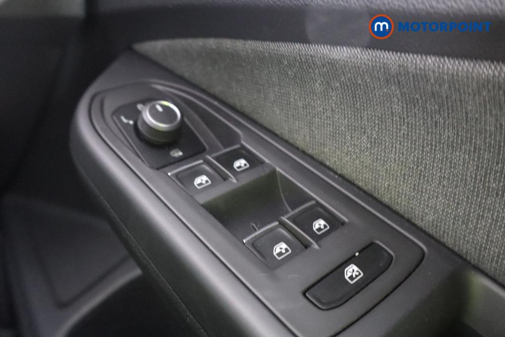 Volkswagen Golf Life Manual Petrol Hatchback - Stock Number (1541917) - 10th supplementary image