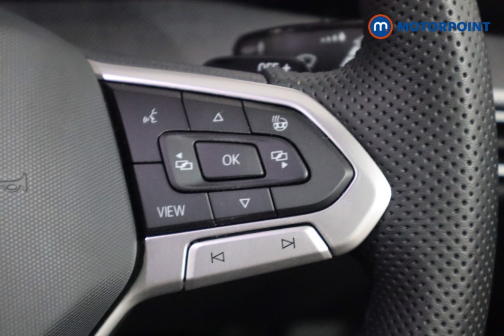 Volkswagen Golf R-Line Automatic Diesel Hatchback - Stock Number (1542402) - 8th supplementary image
