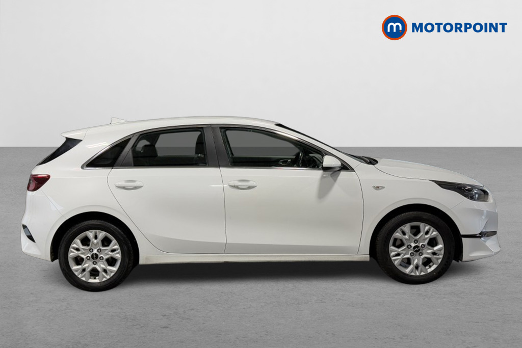 KIA Ceed 2 Manual Petrol Hatchback - Stock Number (1542432) - Drivers side