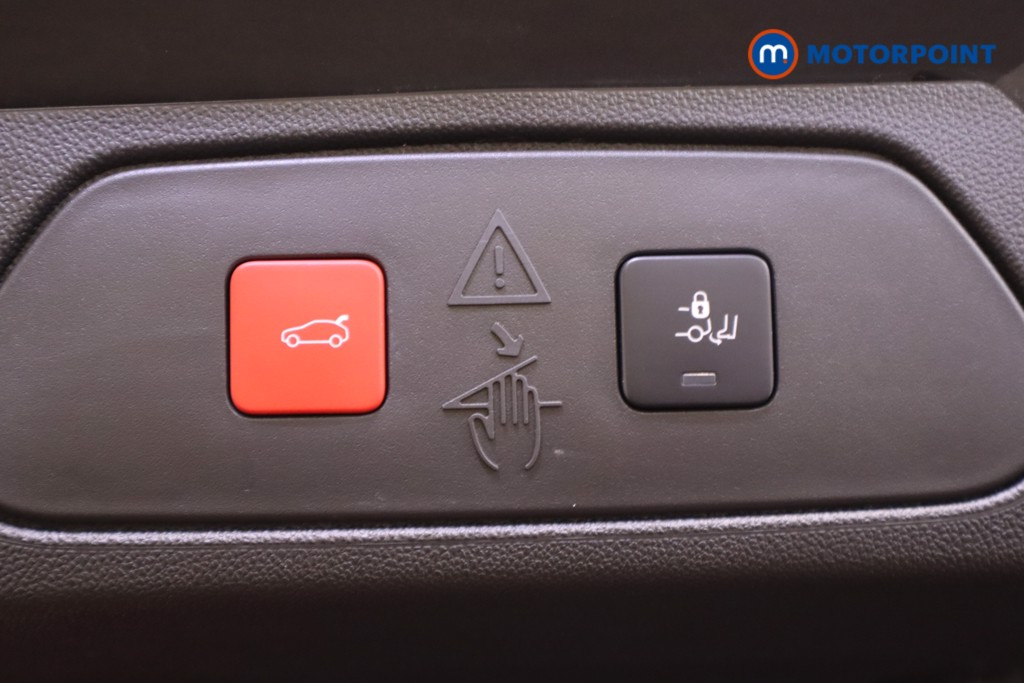Vauxhall Grandland Ultimate Manual Petrol SUV - Stock Number (1543513) - 16th supplementary image