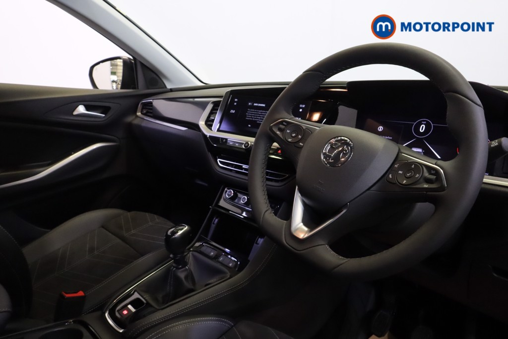 Vauxhall Grandland Ultimate Manual Petrol SUV - Stock Number (1543519) - 1st supplementary image