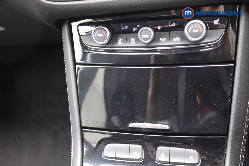 Vauxhall Grandland Ultimate Manual Petrol SUV - Stock Number (1543520) - 9th supplementary image