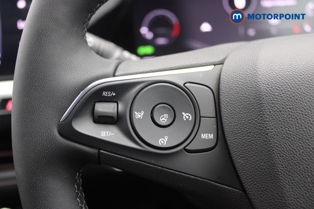 Vauxhall Grandland Ultimate Manual Petrol SUV - Stock Number (1543521) - 12th supplementary image