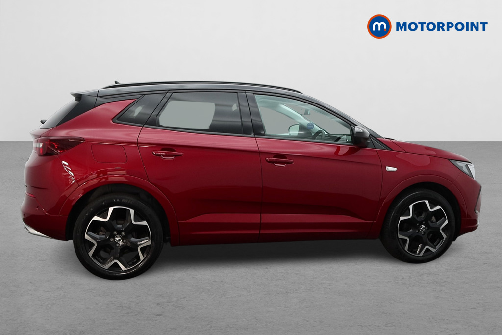 Vauxhall Grandland Ultimate Manual Petrol SUV - Stock Number (1543521) - Drivers side