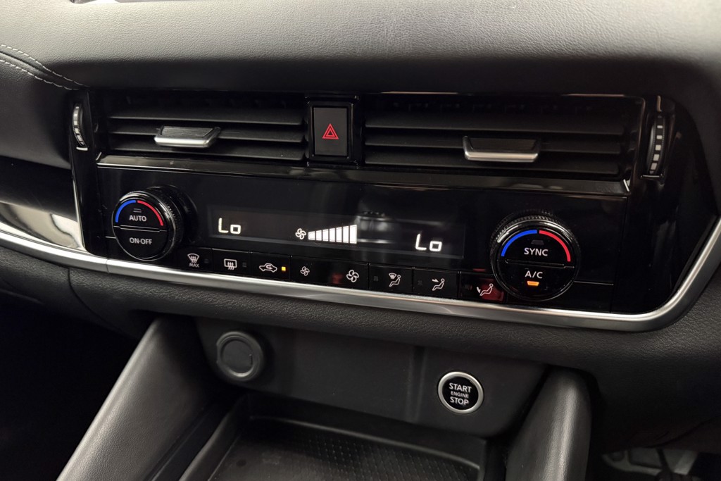 Nissan Qashqai N-Connecta Manual Petrol SUV - Stock Number (1543663) - 16th supplementary image