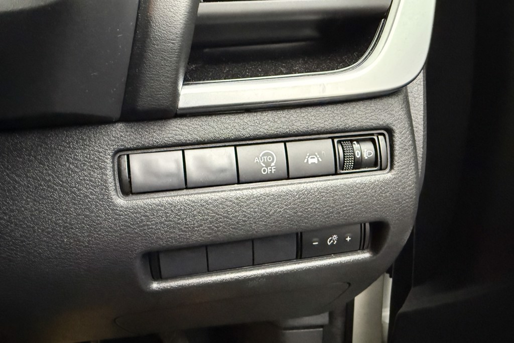Nissan Qashqai N-Connecta Manual Petrol SUV - Stock Number (1543663) - 18th supplementary image