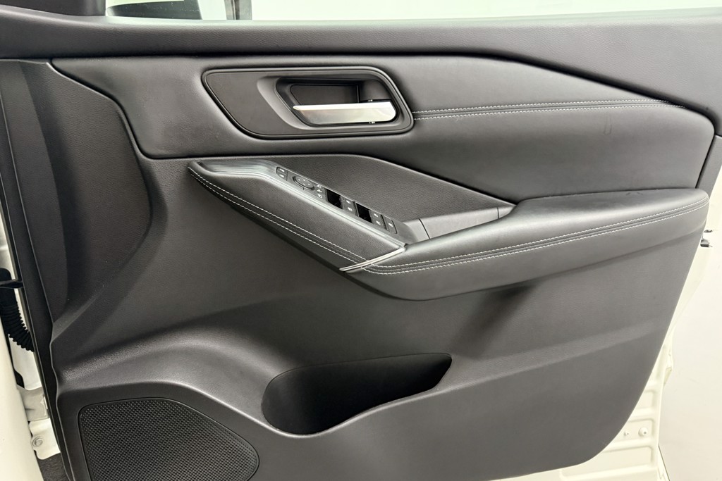 Nissan Qashqai N-Connecta Manual Petrol SUV - Stock Number (1543663) - 19th supplementary image