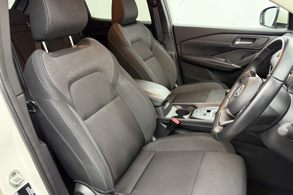 Nissan Qashqai N-Connecta Manual Petrol SUV - Stock Number (1543663) - 21st supplementary image