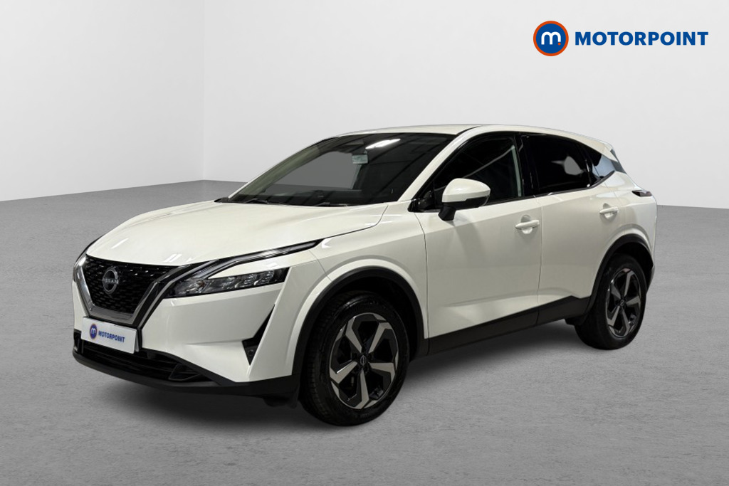 Nissan Qashqai N-Connecta Manual Petrol SUV - Stock Number (1543663) - Passenger side front corner