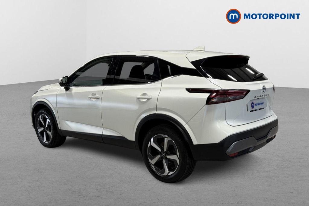 Nissan Qashqai N-Connecta Manual Petrol SUV - Stock Number (1543663) - Passenger side rear corner