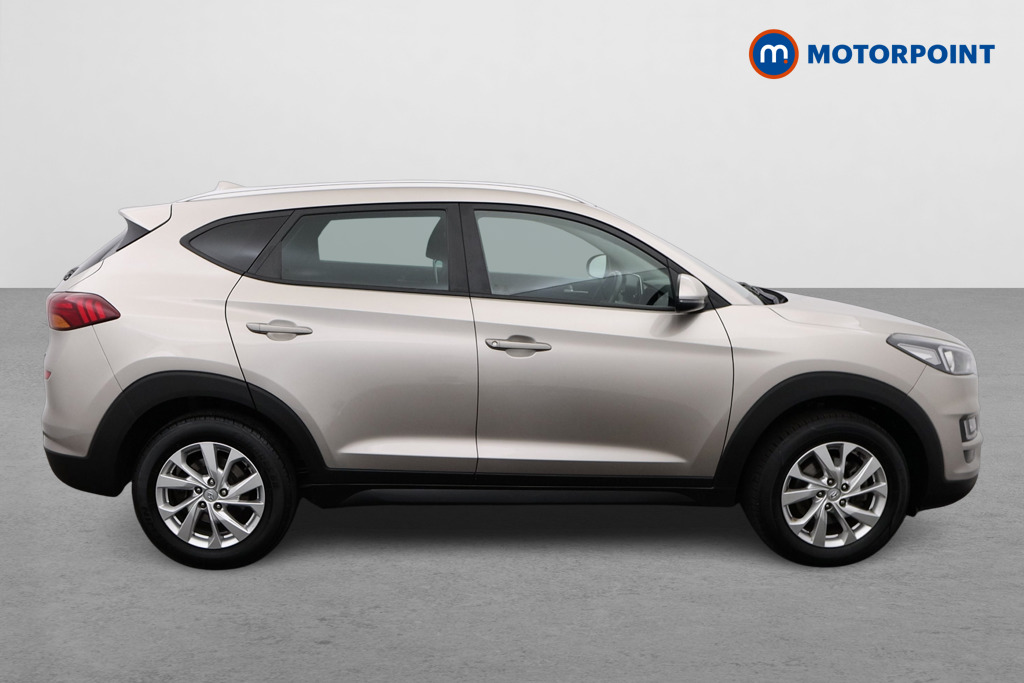 Hyundai Tucson Se Nav Manual Petrol SUV - Stock Number (1545967) - Drivers side