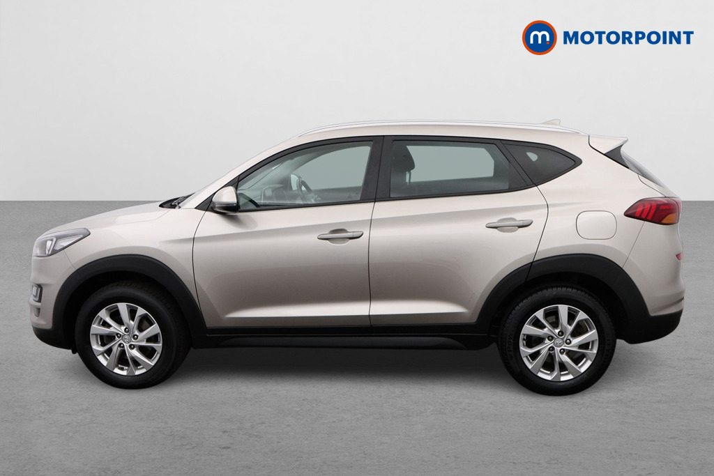 Hyundai Tucson Se Nav Manual Petrol SUV - Stock Number (1545967) - Passenger side