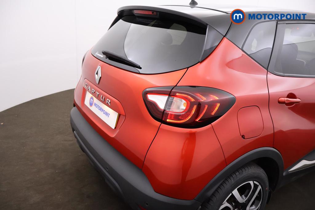 Renault Captur Iconic Manual Petrol SUV - Stock Number (1546070) - 14th supplementary image