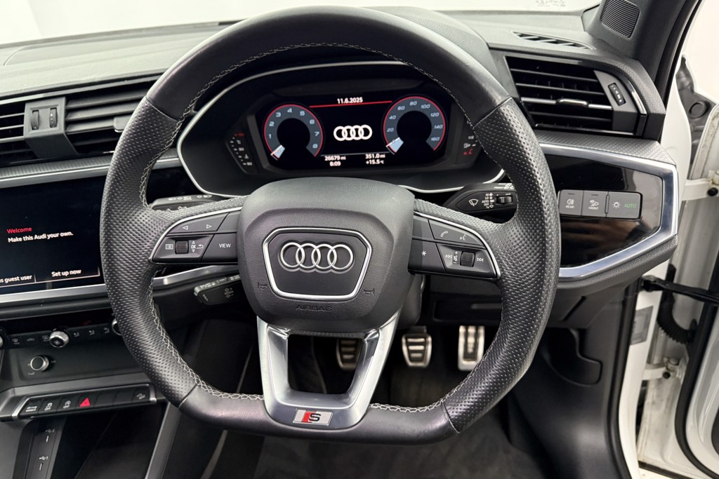 Audi Q3 Black Edition Manual Petrol SUV - Stock Number (1546657) - 2nd supplementary image