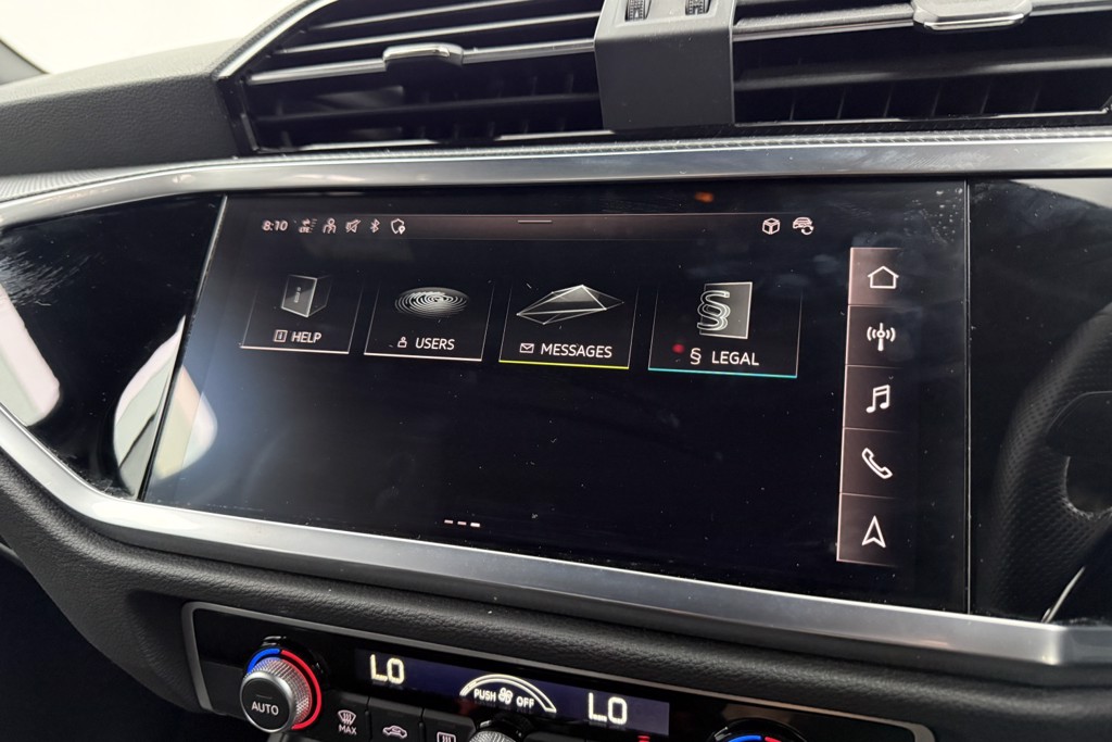 Audi Q3 Black Edition Manual Petrol SUV - Stock Number (1546657) - 8th supplementary image