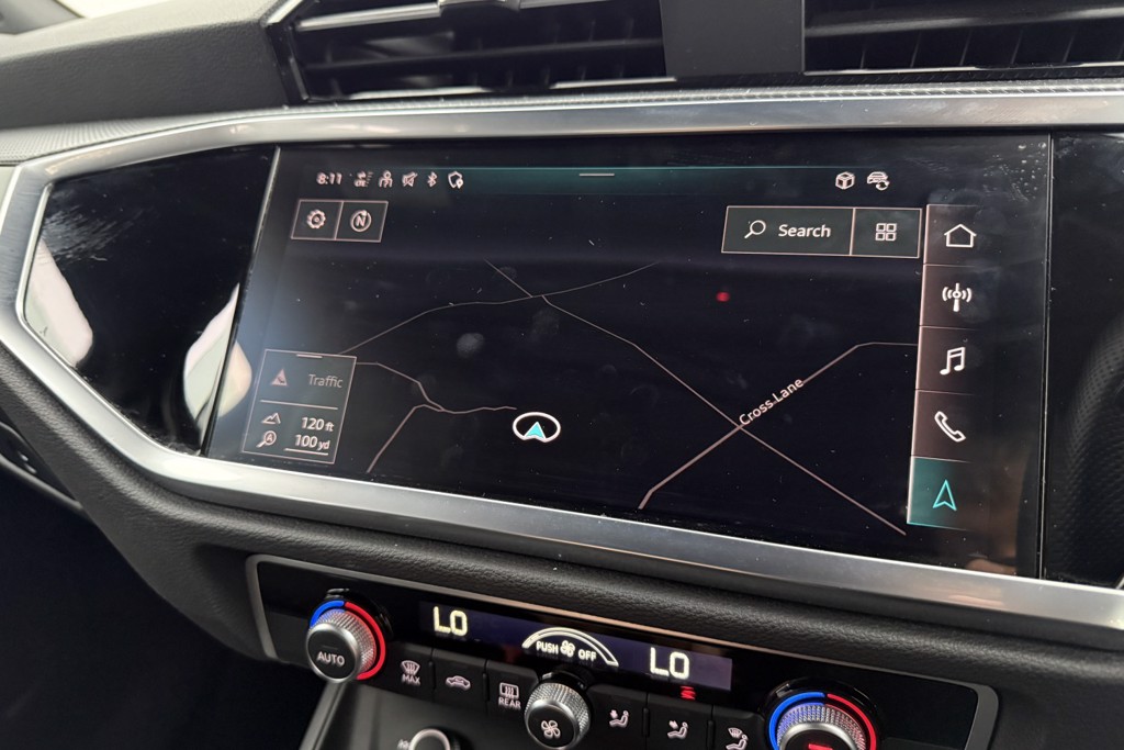 Audi Q3 Black Edition Manual Petrol SUV - Stock Number (1546657) - 12th supplementary image