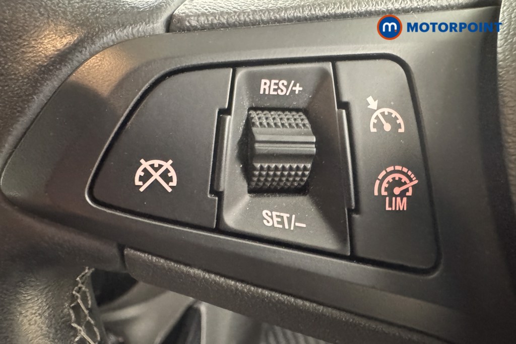 Vauxhall Corsa SE Manual Petrol Hatchback - Stock Number (1546953) - 13th supplementary image