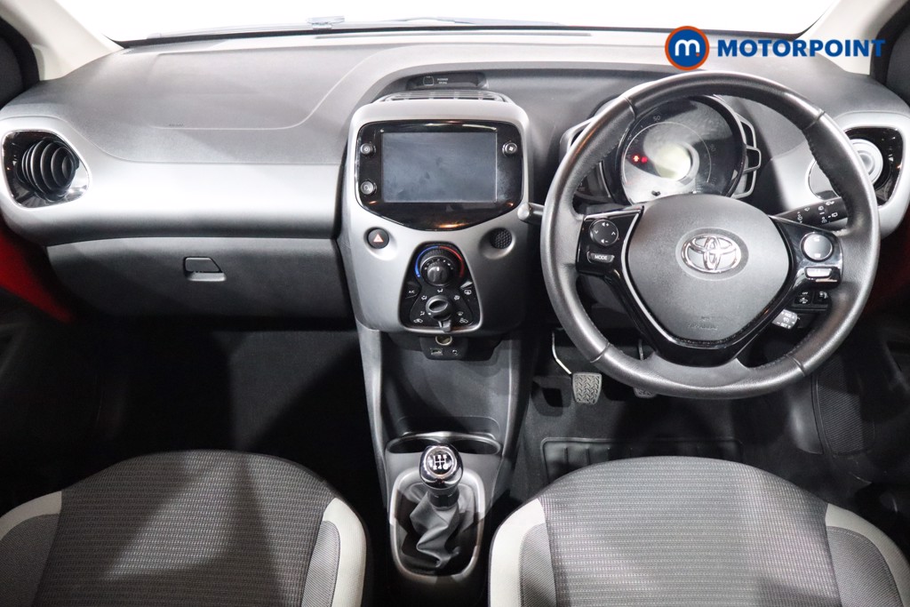 Toyota Aygo X-Play Manual Petrol Hatchback - Stock Number (1547761) - 1st supplementary image