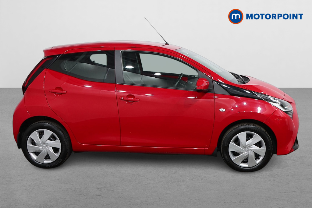 Toyota Aygo X-Play Manual Petrol Hatchback - Stock Number (1547761) - Drivers side