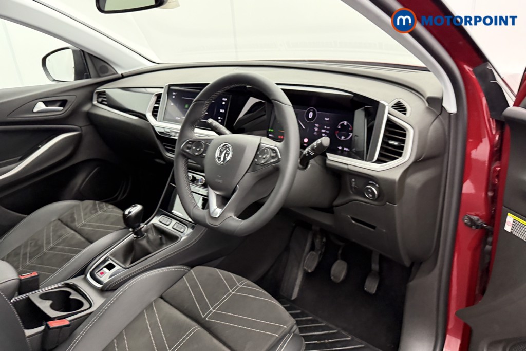 Vauxhall Grandland Ultimate Manual Petrol SUV - Stock Number (1547853) - 4th supplementary image