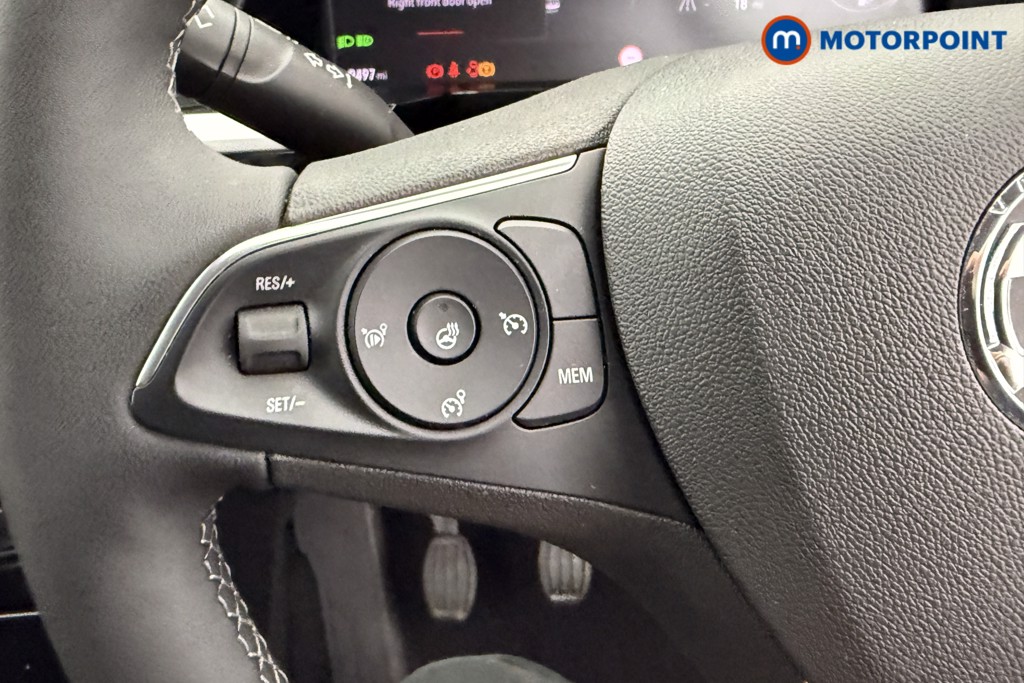 Vauxhall Grandland Ultimate Manual Petrol SUV - Stock Number (1547853) - 13th supplementary image