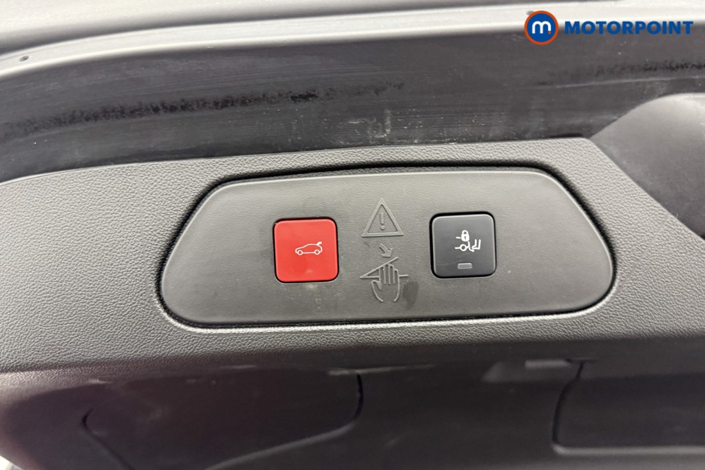 Vauxhall Grandland Ultimate Manual Petrol SUV - Stock Number (1547853) - 23rd supplementary image