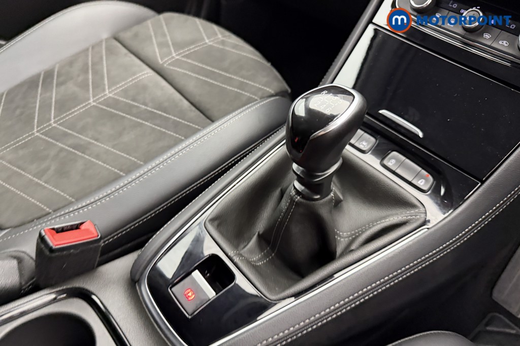 Vauxhall Grandland Ultimate Manual Petrol SUV - Stock Number (1547881) - 12th supplementary image