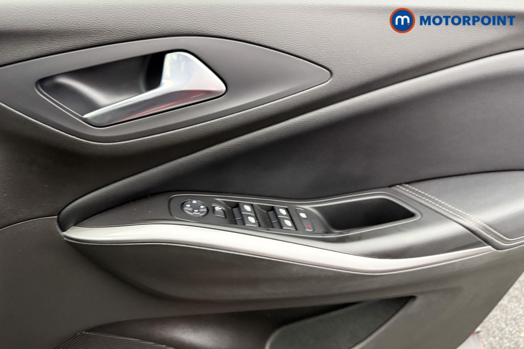 Vauxhall Grandland Ultimate Manual Petrol SUV - Stock Number (1547881) - 16th supplementary image