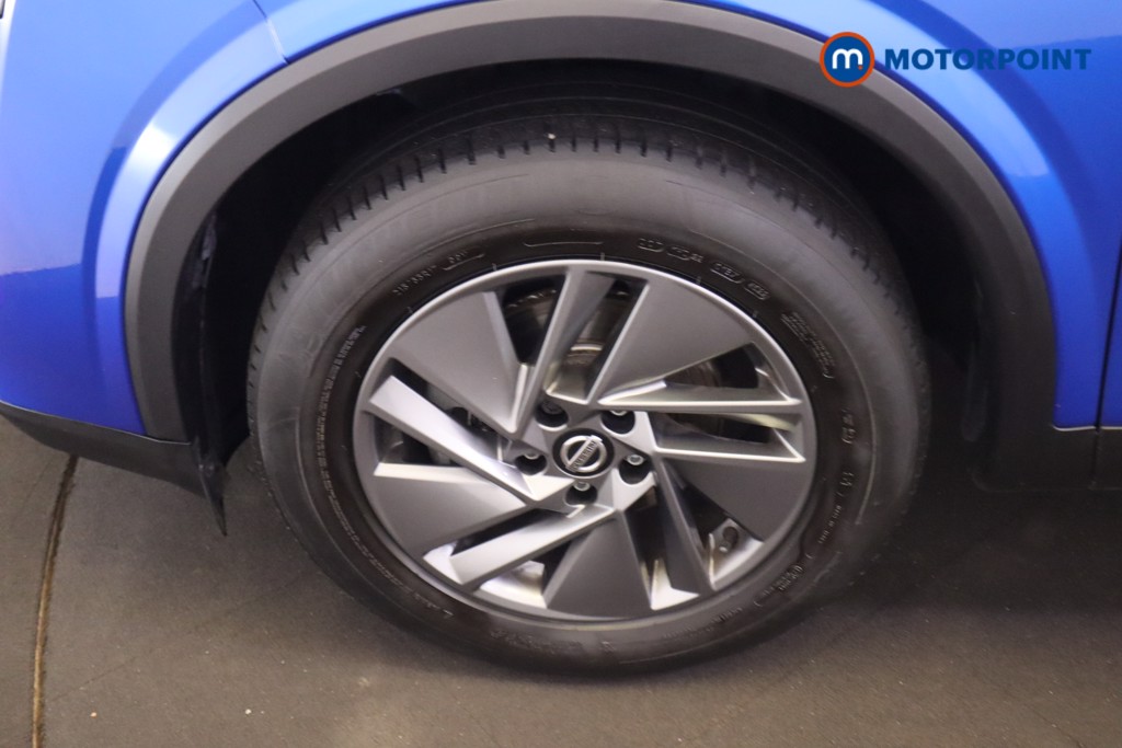 Nissan Qashqai Acenta Premium Manual Petrol SUV - Stock Number (1547919) - 18th supplementary image