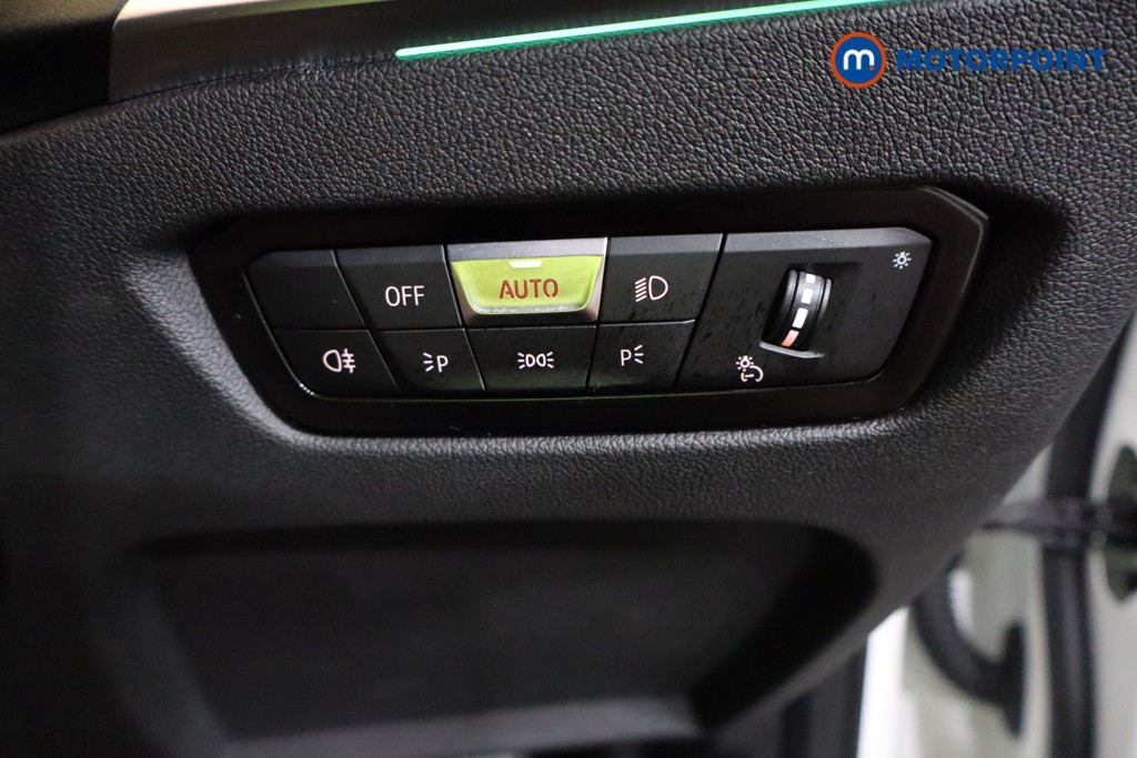 BMW 3 Series M Sport Automatic Petrol Plug-In Hybrid Saloon - Stock Number (1548107) - 13th supplementary image