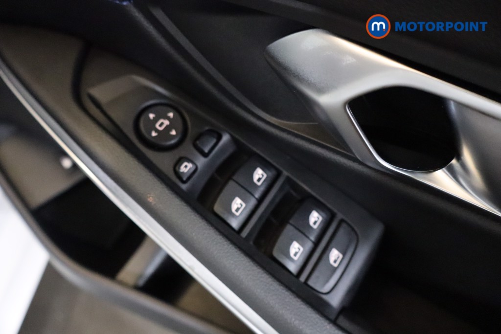 BMW 3 Series M Sport Automatic Petrol Plug-In Hybrid Saloon - Stock Number (1548107) - 14th supplementary image