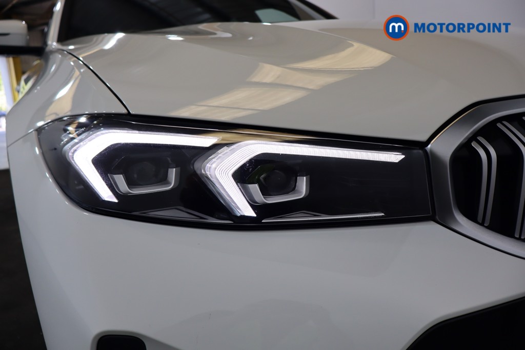 BMW 3 Series M Sport Automatic Petrol Plug-In Hybrid Saloon - Stock Number (1548107) - 25th supplementary image