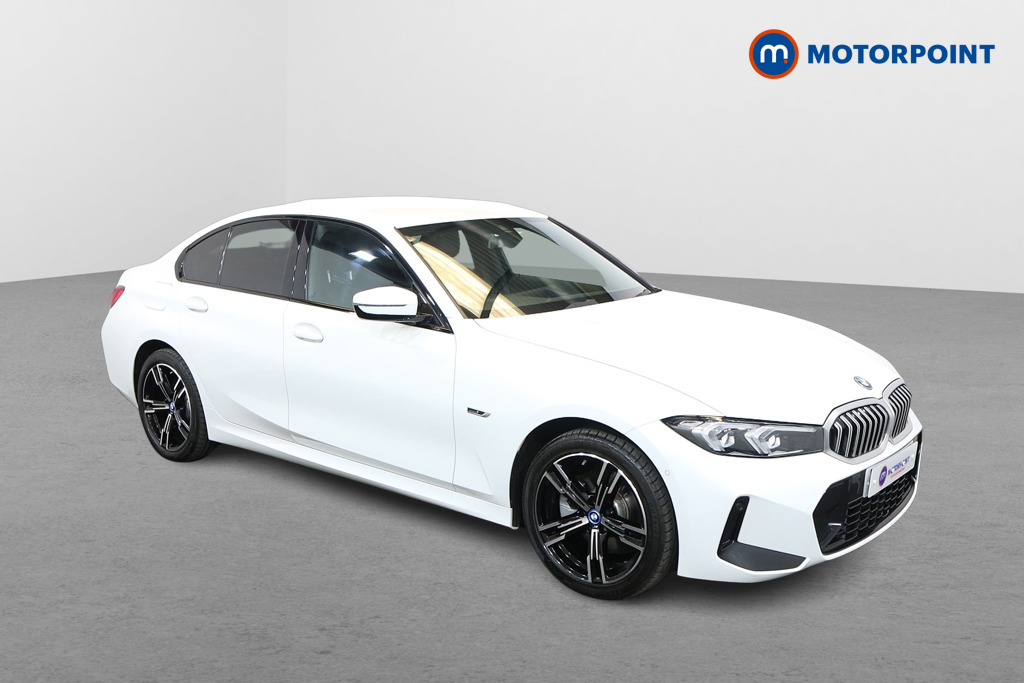 BMW 3 Series M Sport Automatic Petrol Plug-In Hybrid Saloon - Stock Number (1548107) - Drivers side front corner