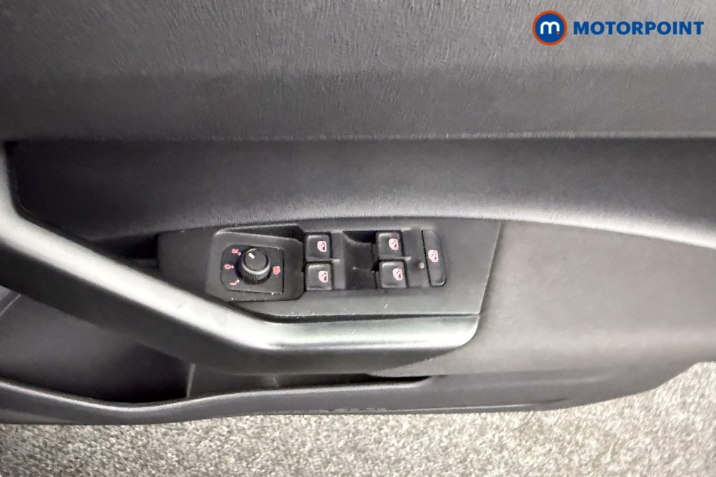 Volkswagen Polo Match Manual Petrol Hatchback - Stock Number (1548120) - 17th supplementary image