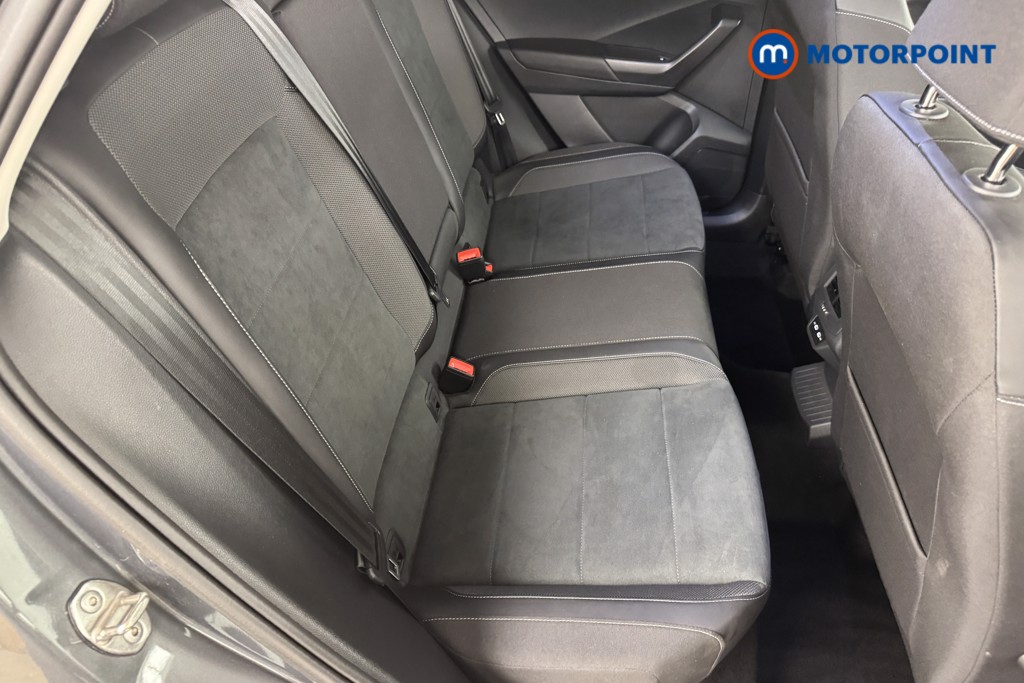 Volkswagen T-Roc Style Automatic Petrol SUV - Stock Number (1548176) - 4th supplementary image