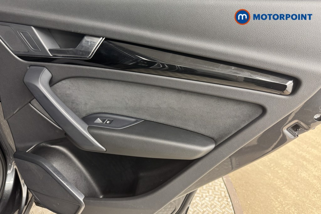 Audi Q5 Black Edition Automatic Petrol Plug-In Hybrid SUV - Stock Number (1548657) - 16th supplementary image