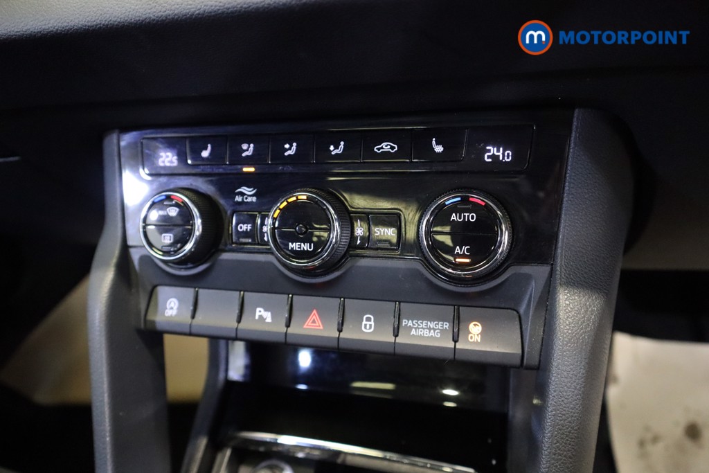 Skoda Karoq Sport Line Automatic Petrol SUV - Stock Number (1548860) - 4th supplementary image