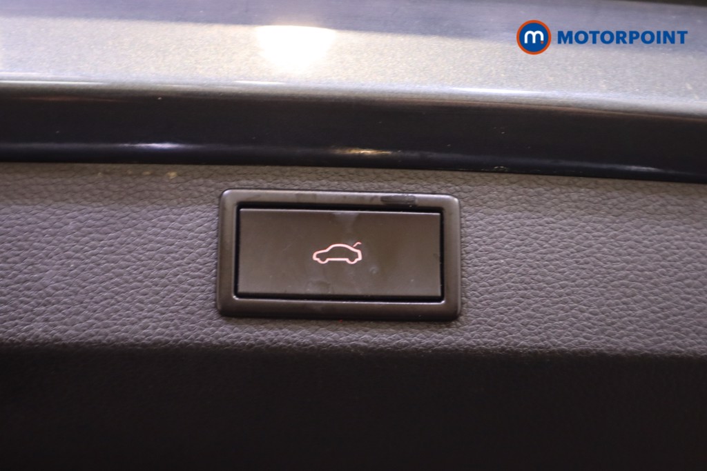 Skoda Karoq Sport Line Automatic Petrol SUV - Stock Number (1548860) - 16th supplementary image