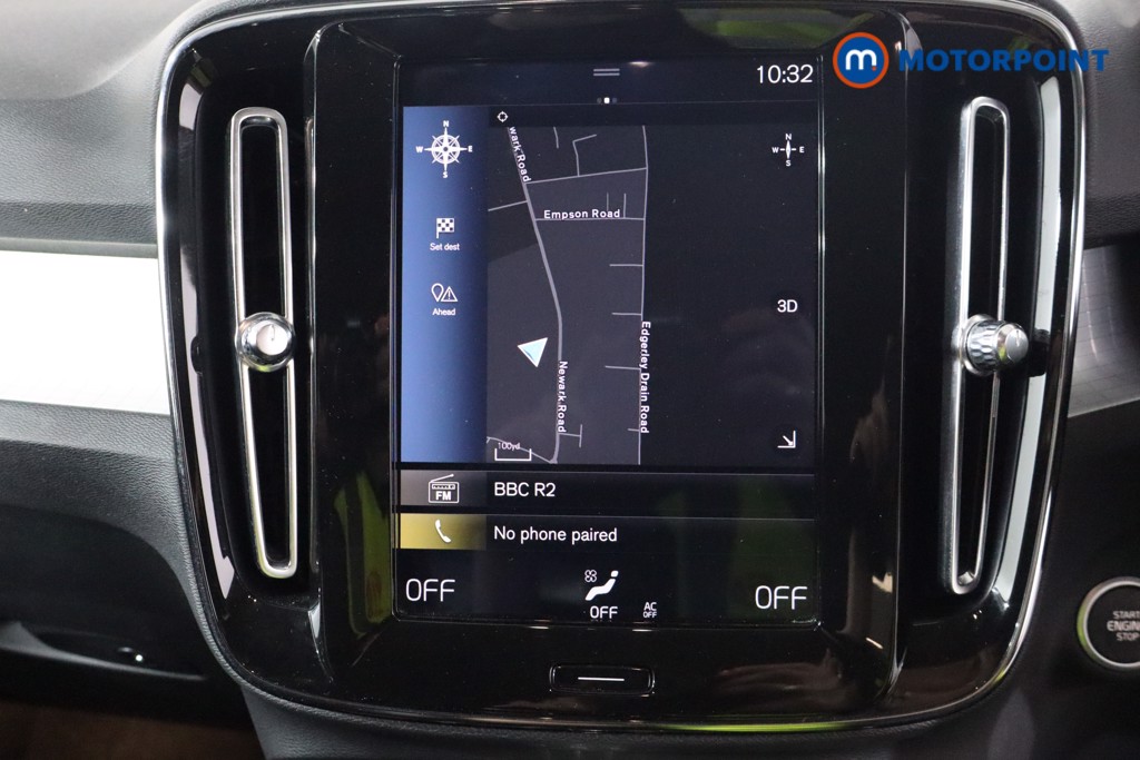 Volvo Xc40 Momentum Manual Petrol SUV - Stock Number (1549044) - 2nd supplementary image