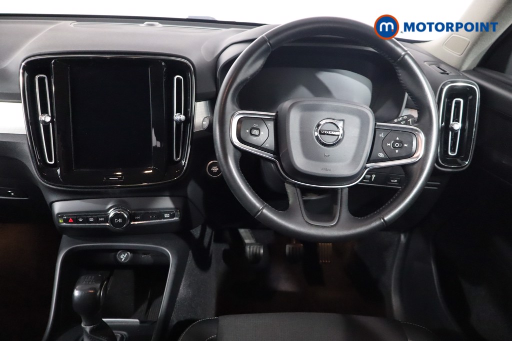Volvo Xc40 Momentum Manual Petrol SUV - Stock Number (1549044) - 3rd supplementary image