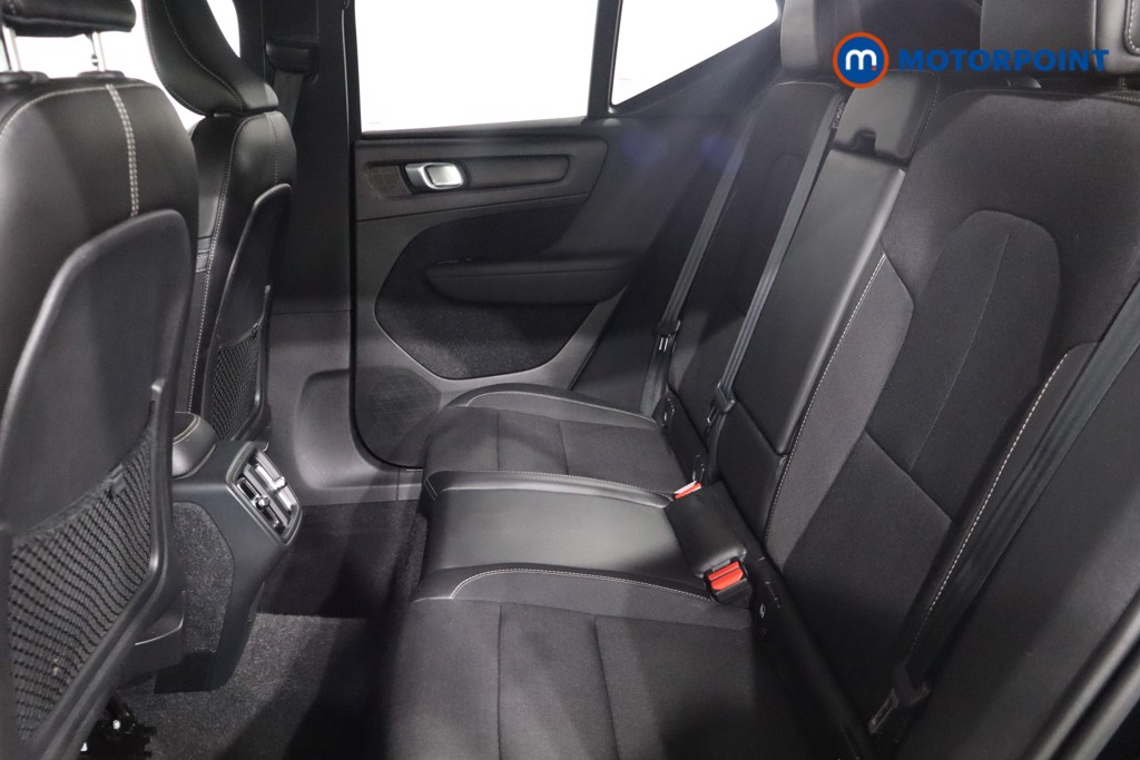 Volvo Xc40 Momentum Manual Petrol SUV - Stock Number (1549044) - 5th supplementary image