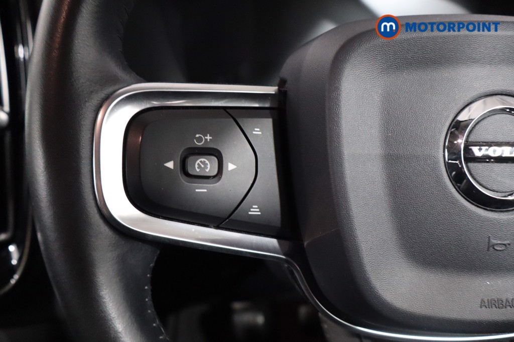 Volvo Xc40 Momentum Manual Petrol SUV - Stock Number (1549044) - 7th supplementary image