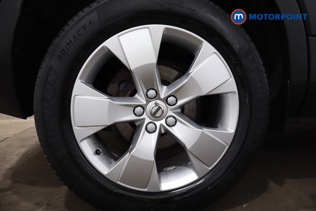 Volvo Xc40 Momentum Manual Petrol SUV - Stock Number (1549044) - 9th supplementary image